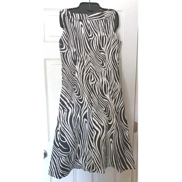 DLG Estilo Dress Size 12 Black And White Swirled Print Zebra Twiggy Retro 70s - Picture 3 of 7